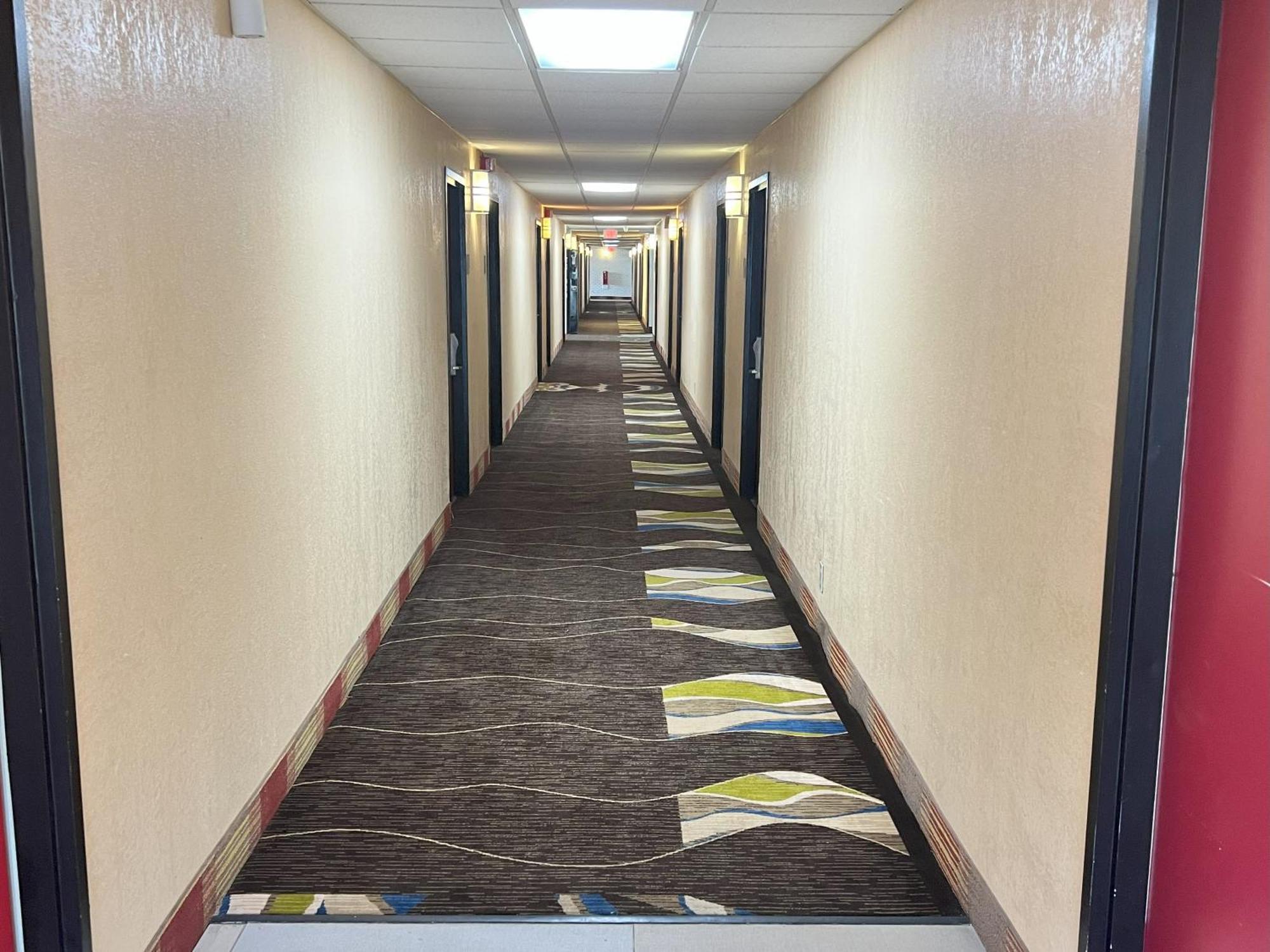 Countryside Suites Kansas City Independence I-70 East Sports Complex Hotel Экстерьер фото