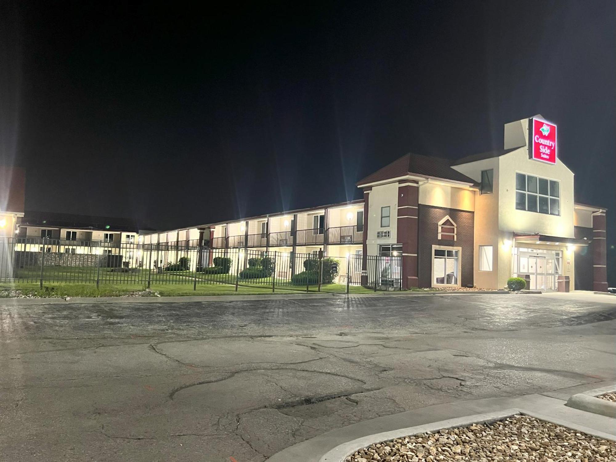 Countryside Suites Kansas City Independence I-70 East Sports Complex Hotel Экстерьер фото