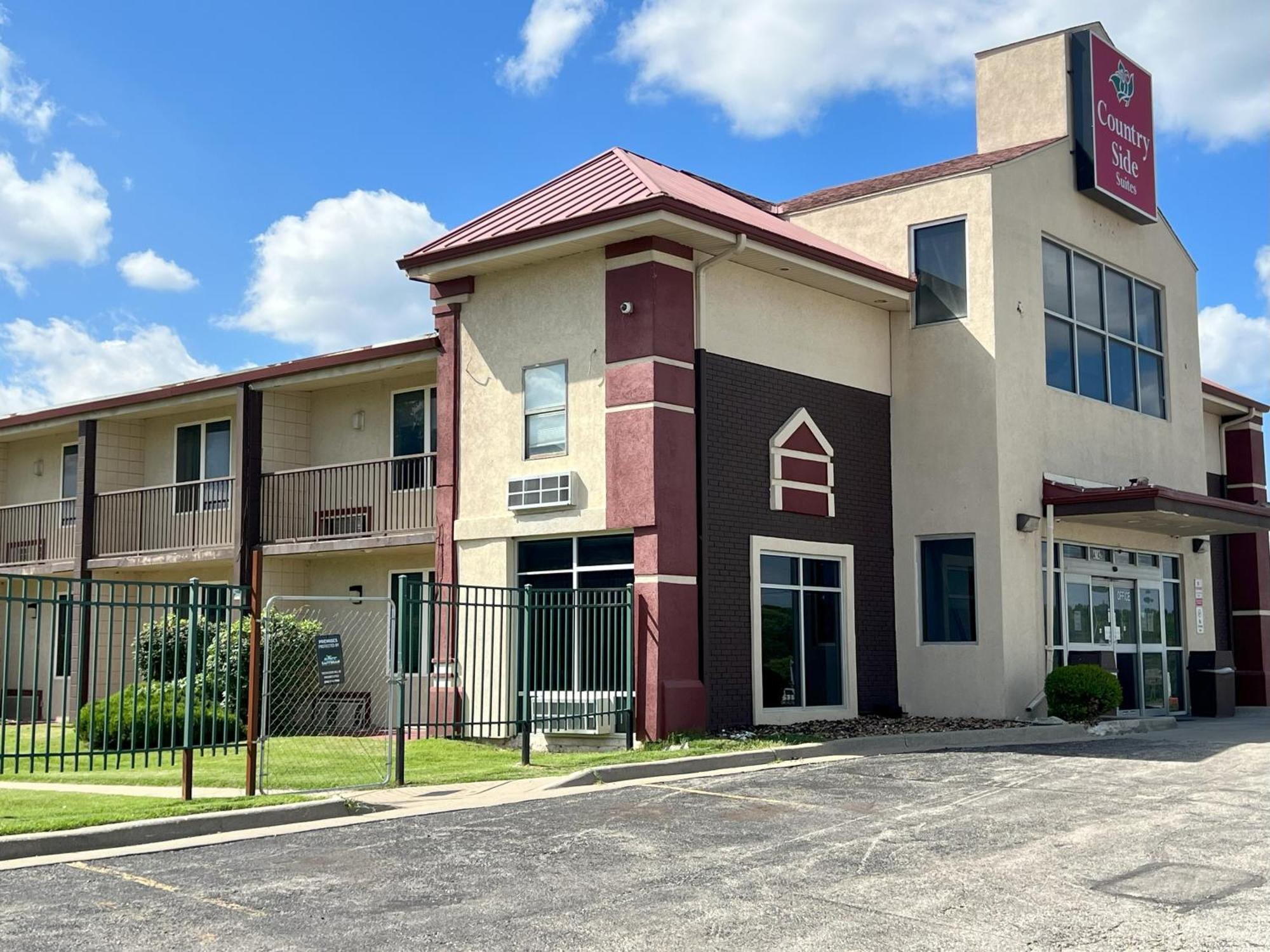 Countryside Suites Kansas City Independence I-70 East Sports Complex Hotel Экстерьер фото