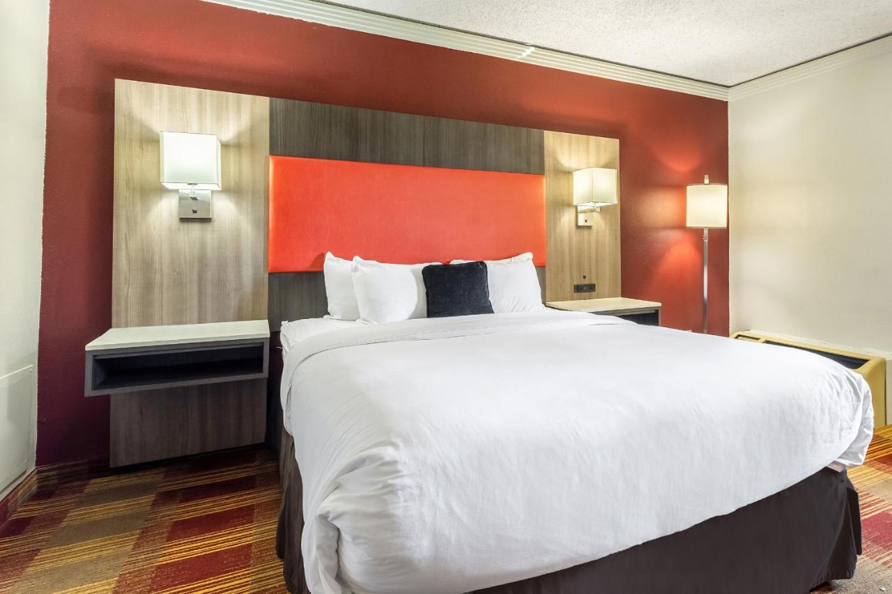 Countryside Suites Kansas City Independence I-70 East Sports Complex Hotel Экстерьер фото